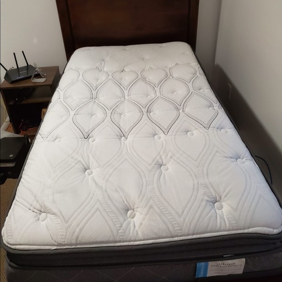 Twin size bed with mattress and box spring. - Picture 2 of 7